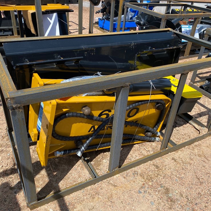 #14568 • New 2026 AGT Skid Steer Breaker (Mosinee, WI)