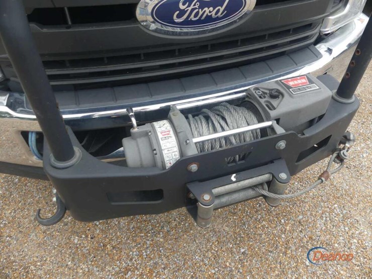 2017-ford-f350-image-8