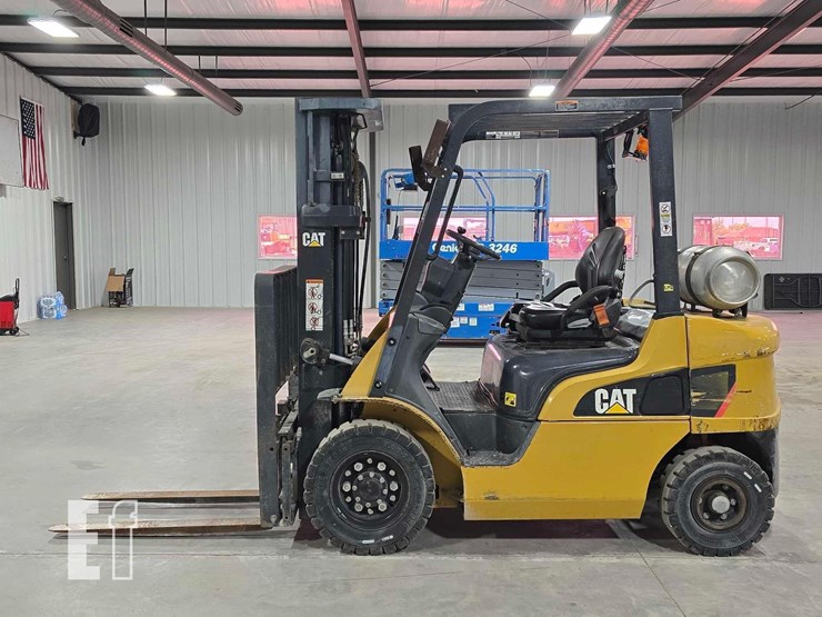 2020-caterpillar-gp25n-image-5