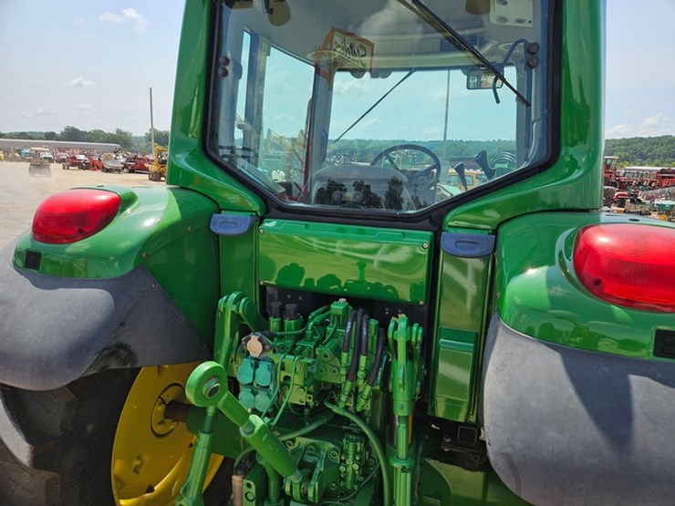 john-deere-6420-image-29