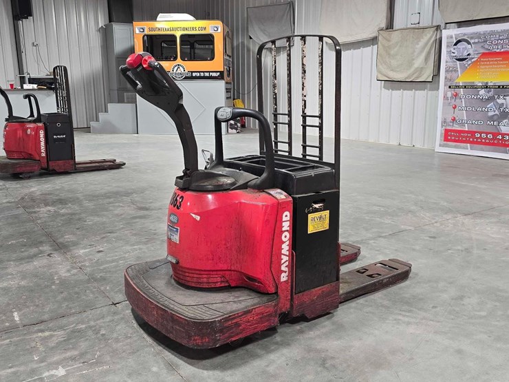 raymond-8400-image-3