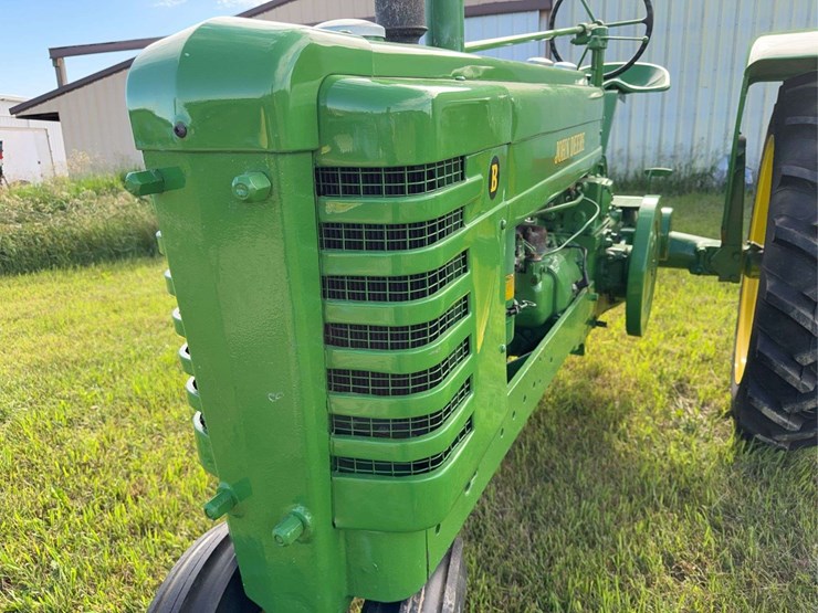 john-deere-model-b-image-16