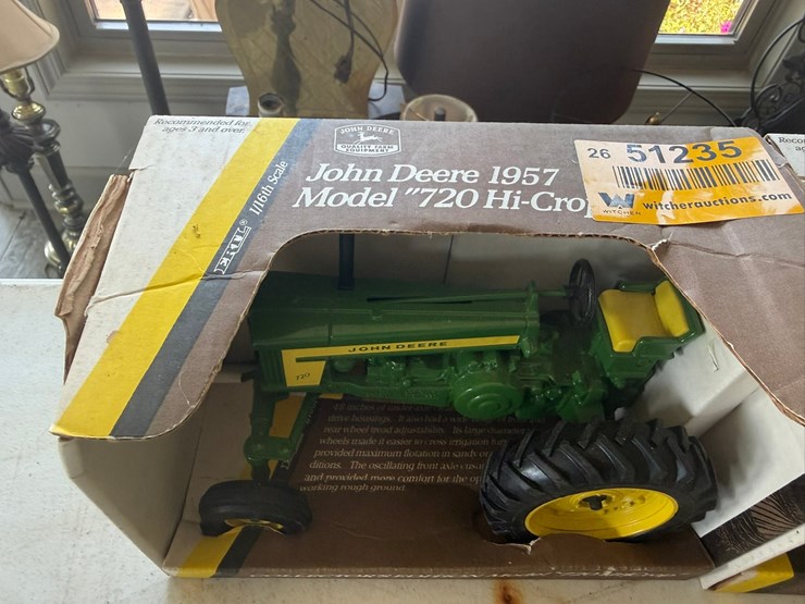 1957-john-deere-720-image-9
