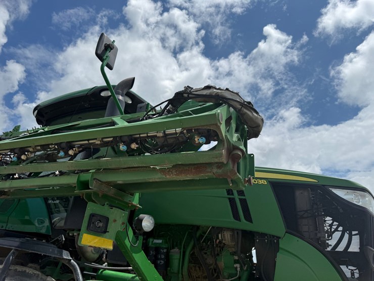 2016-john-deere-r4038-image-79