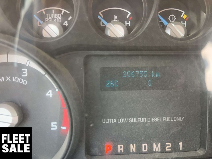 2013-ford-f550-image-24