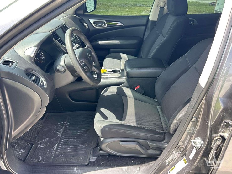 2018-nissan-pathfinder-image-12