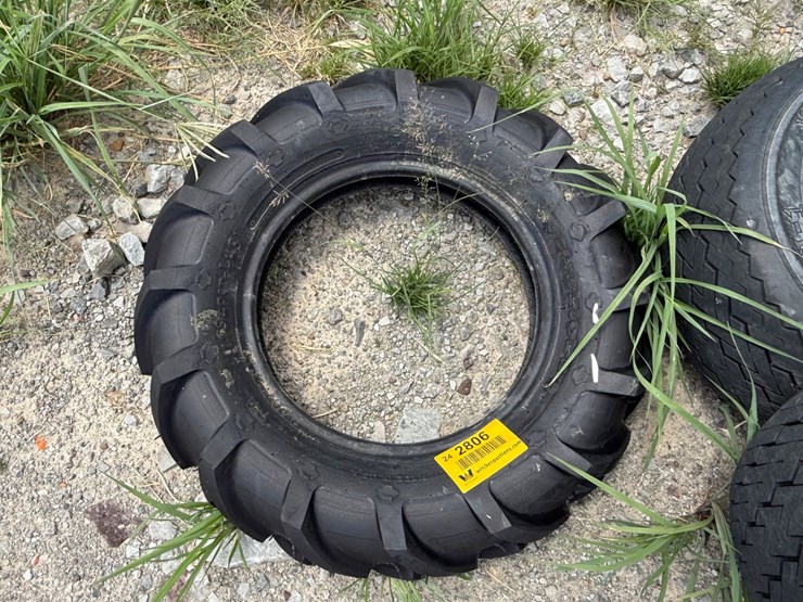 #2806-•-(1)-carlisle-super-lug-6-12-tire-inv#-2806-image-1
