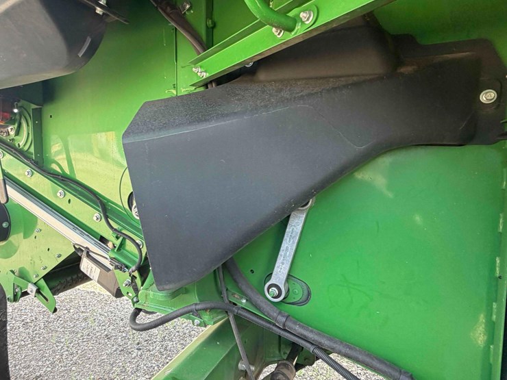 2019-john-deere-s780-image-41