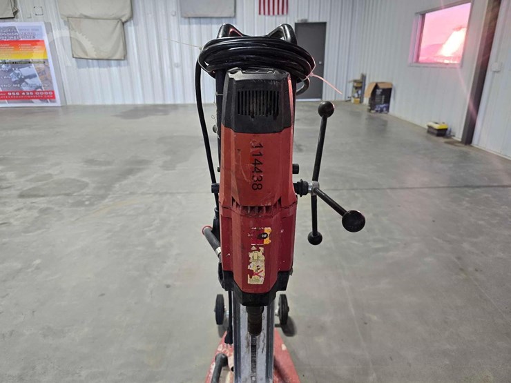 hilti-dd-250-e-core-drill-rig-image-6