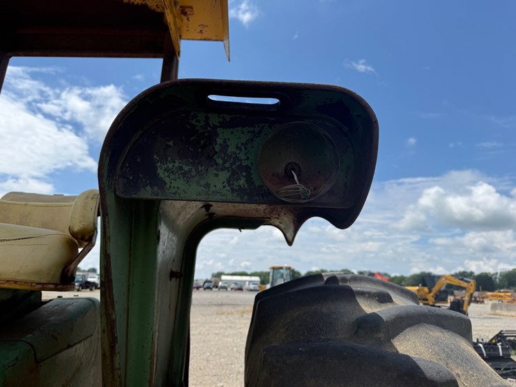 john-deere-4620-image-52