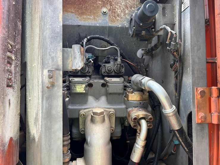 2005-hitachi-zx225us-lc-image-15