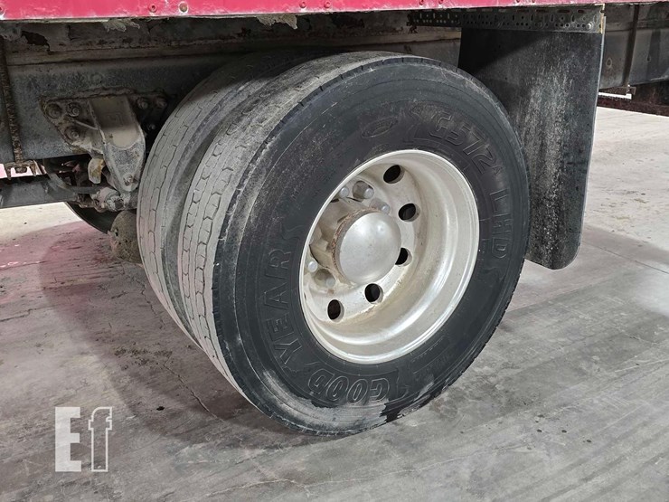 2013-kenworth-t370-image-21