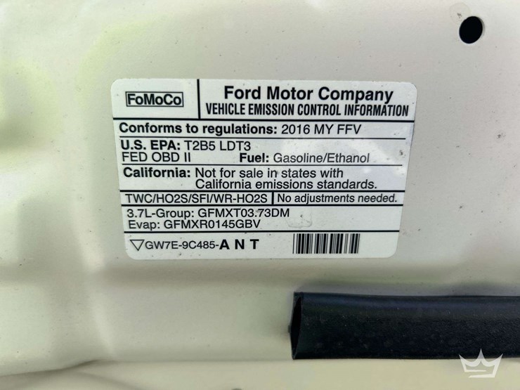 2016-ford-explorer-image-10