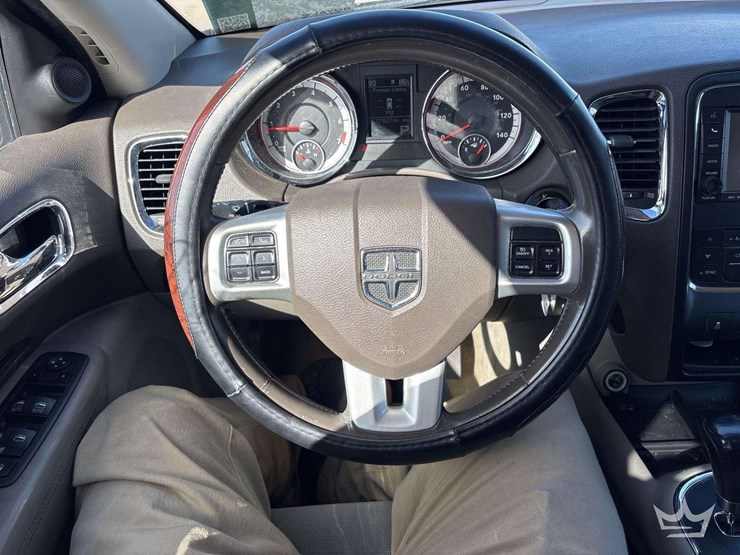 2011-dodge-durango-image-13