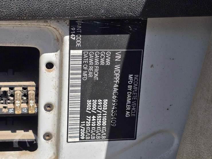 2009-freightliner-sprinter-3500-image-19