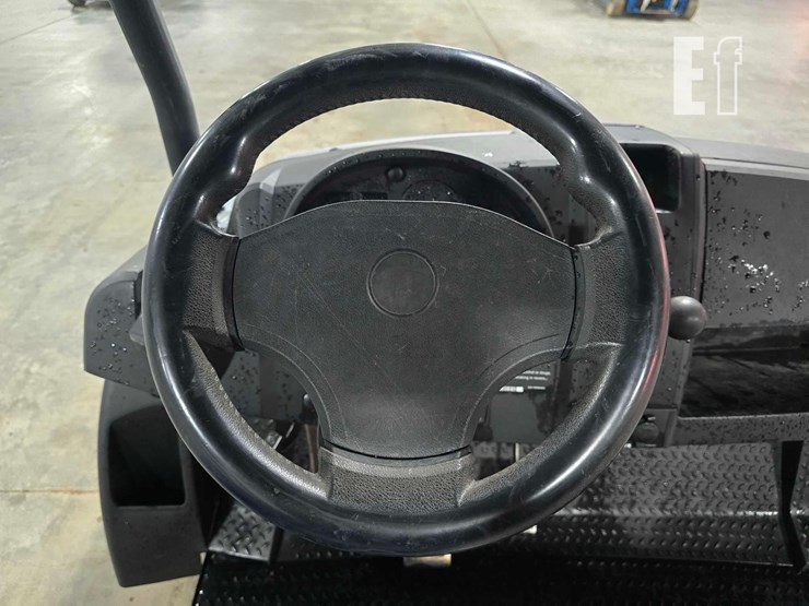 club-car-carryall-1500-image-10