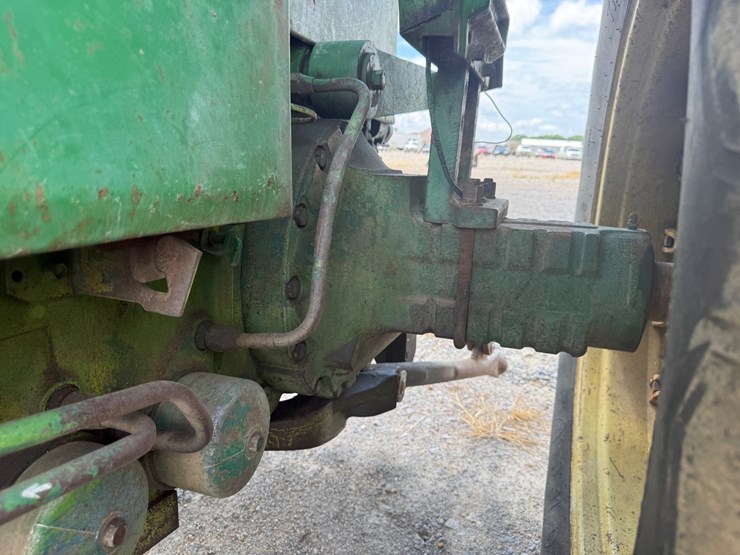 john-deere-4620-image-17