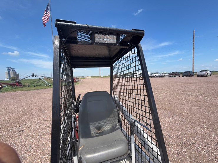 bobcat-m371-image-10