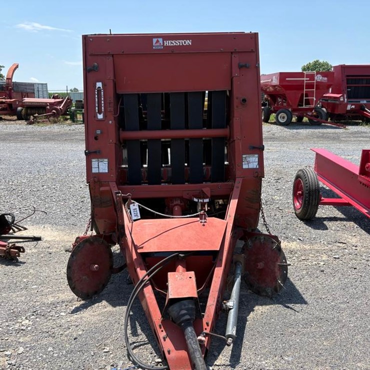 HESSTON 530