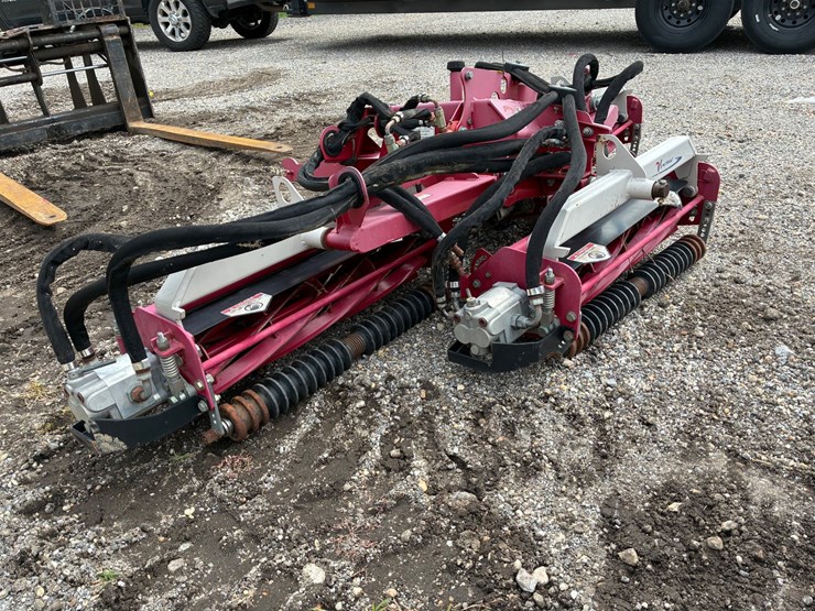 #20294-•-ventrac-reel-mower-image-3