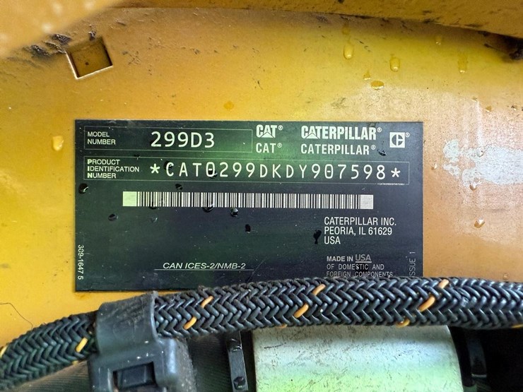 2022-caterpillar-299d3-image-29