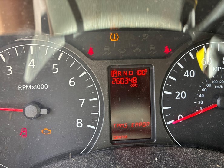 2020-nissan-nv2500-image-8