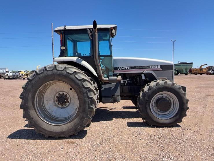 1996-white-6195f-tractor-image-4