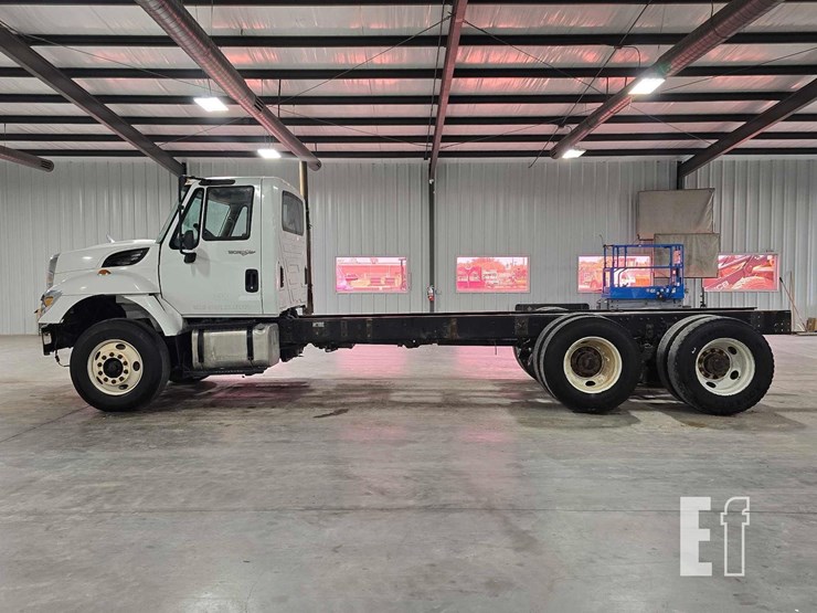 2012-international-workstar-7400-image-5