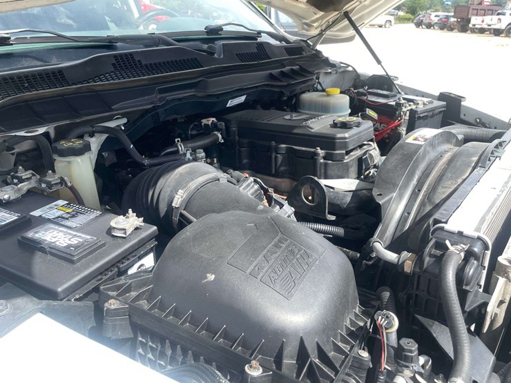 2013-dodge-2500-image-8