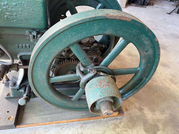 rock-island-1-1/2-hp-engine-image-9