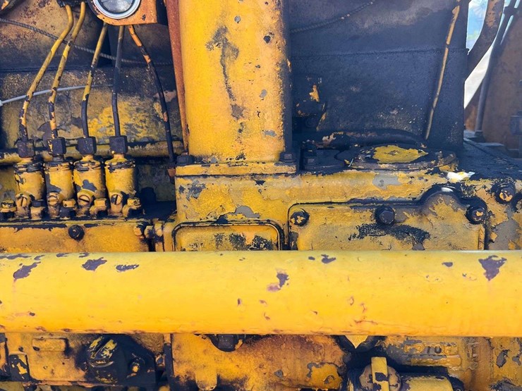 caterpillar-d7-image-19