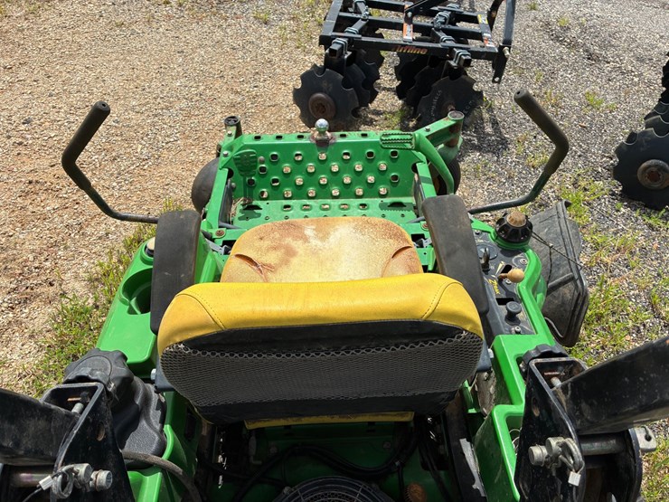 john-deere-z820a-image-7