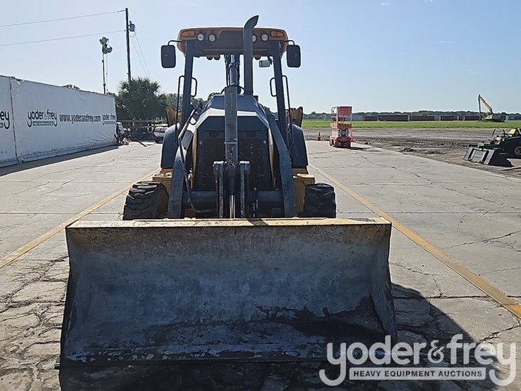 2017-deere-310sl-image-12