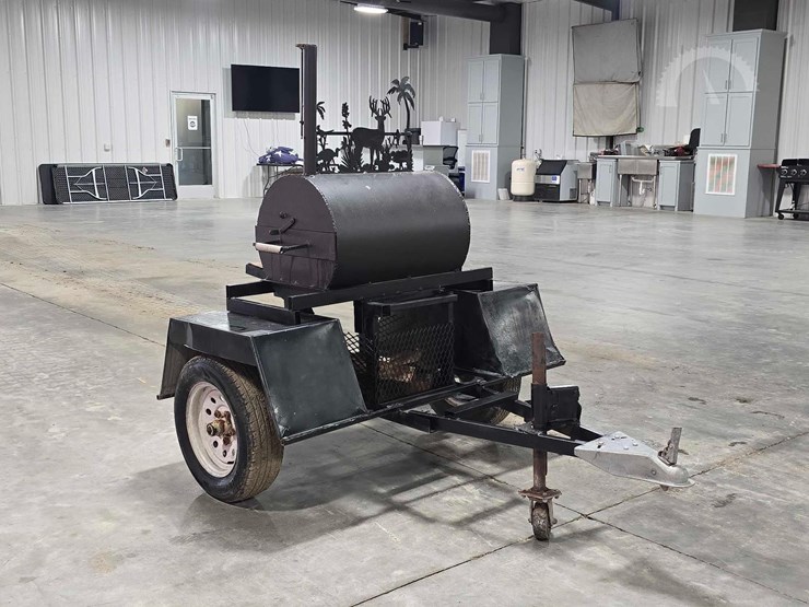homemade-trailer-mounted-bbq-pit-image-4