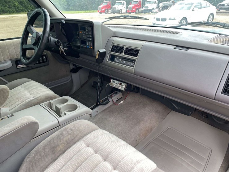 1994-chevrolet-silverado-1500-image-18