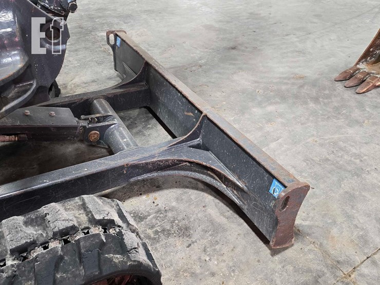 2021-deere-35g-image-15
