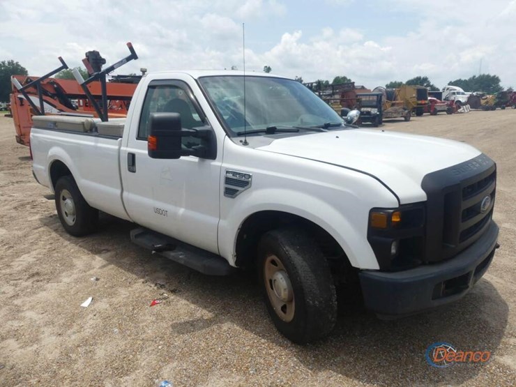 2008-ford-f250-image-1