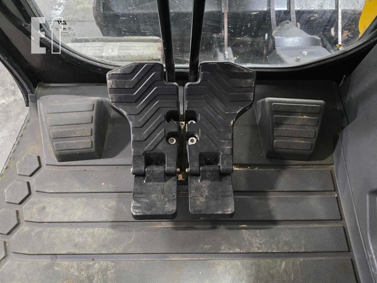 2021-caterpillar-308-cr-image-19