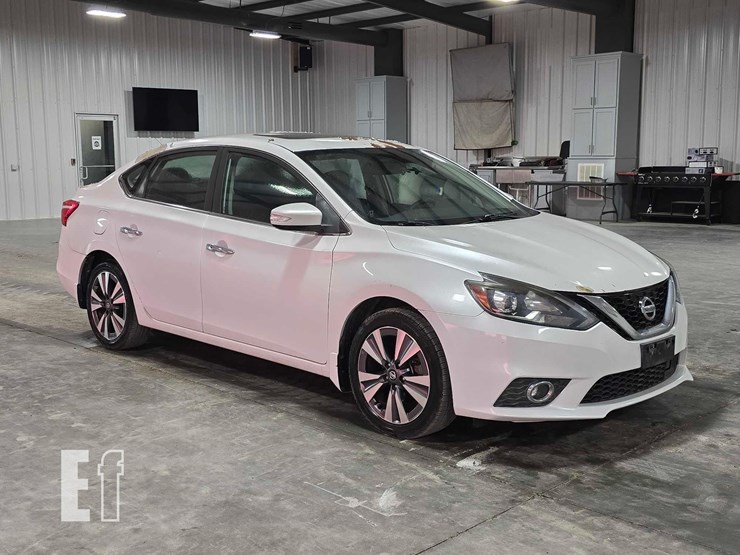 2017-nissan-sentra-image-2
