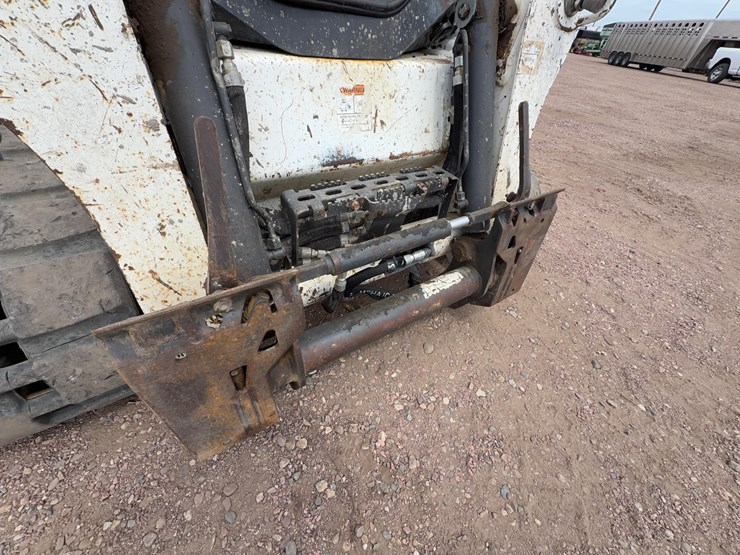 2017-bobcat-t650-image-13