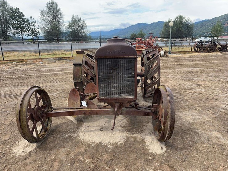 ford-with-mounted-disk-plow-image-7