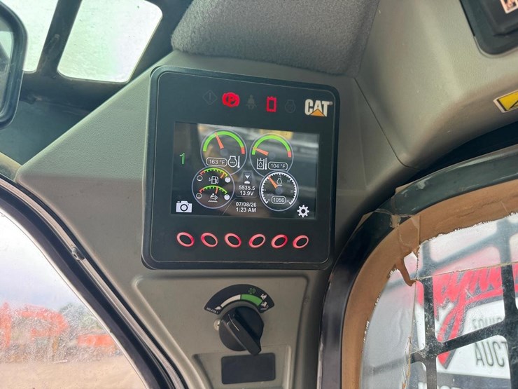 2020-caterpillar-299d3-xe-image-26