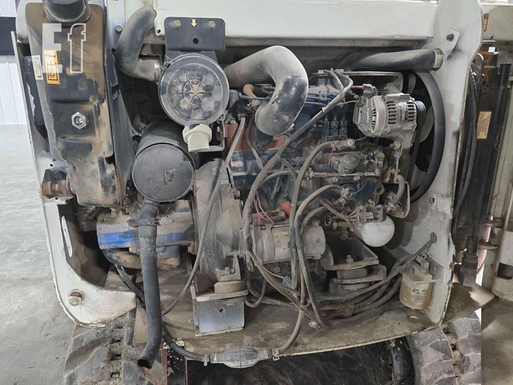 2008-bobcat-325g-image-34