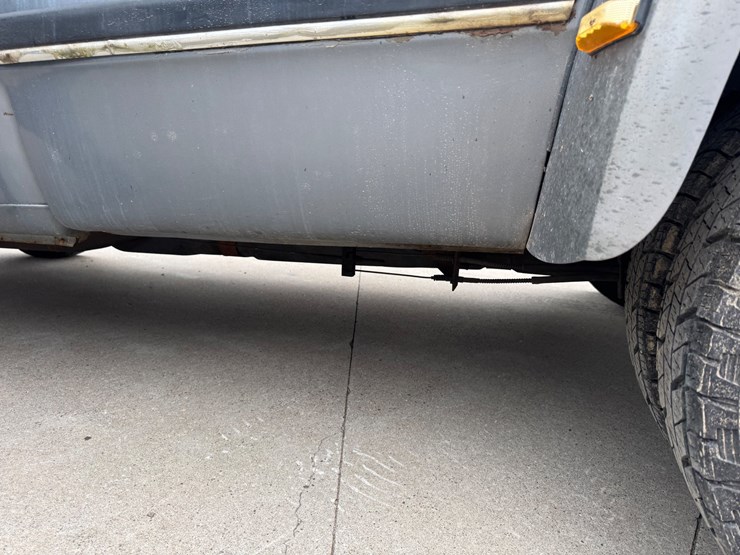 1991-dodge-ram-350-image-21