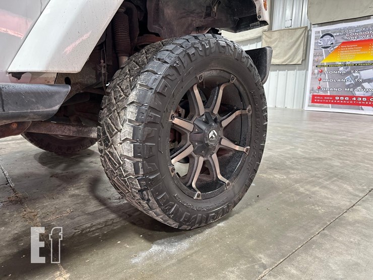 2016-jeep-wrangler-image-25