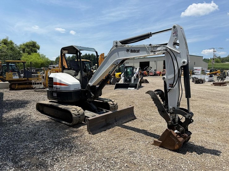 2017-bobcat-e50-image-6
