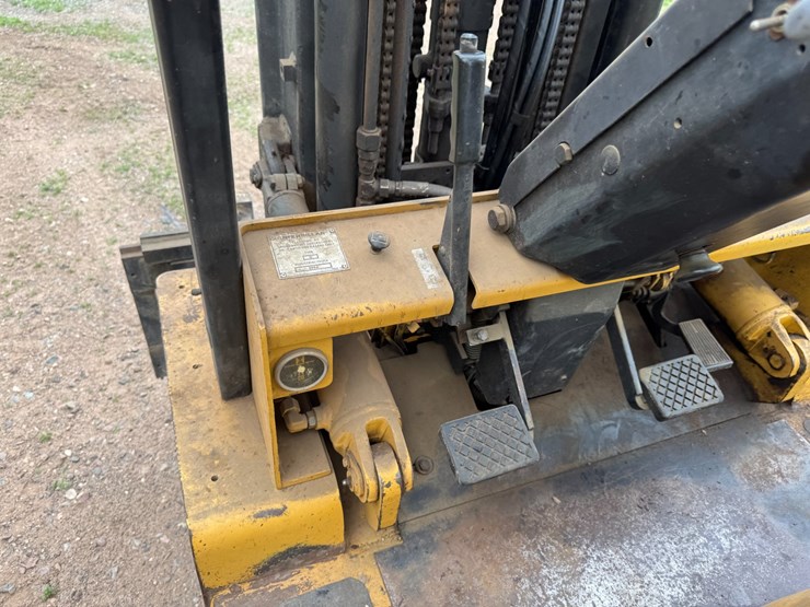 caterpillar-v50d-image-14