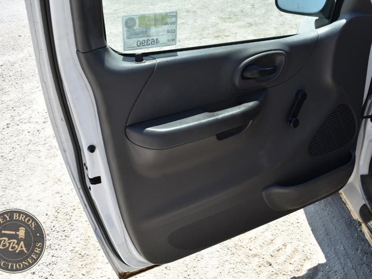2004-ford-f150-image-12