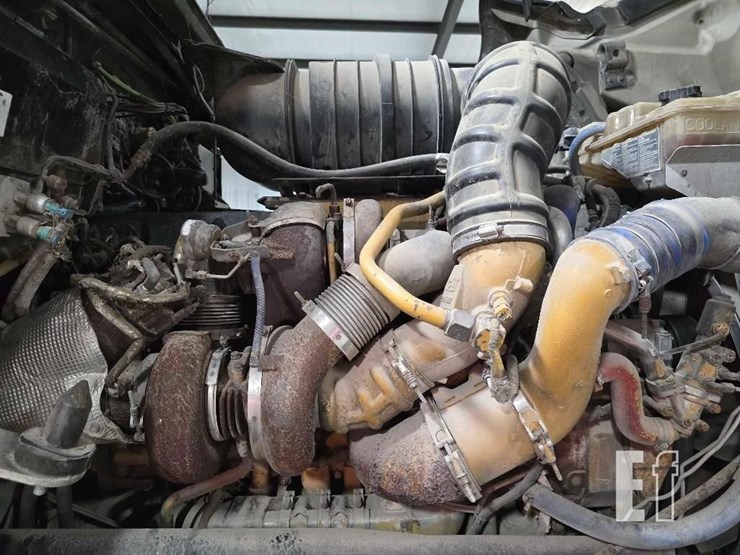 2009-kenworth-t660-image-22