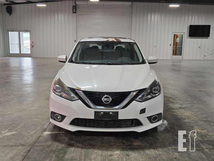 2017-nissan-sentra-image-7